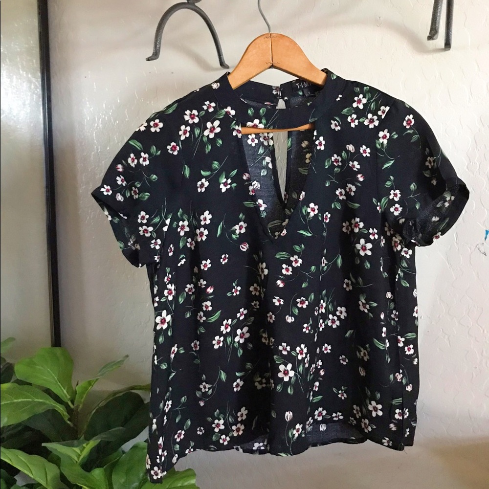 V-Neck Floral Top